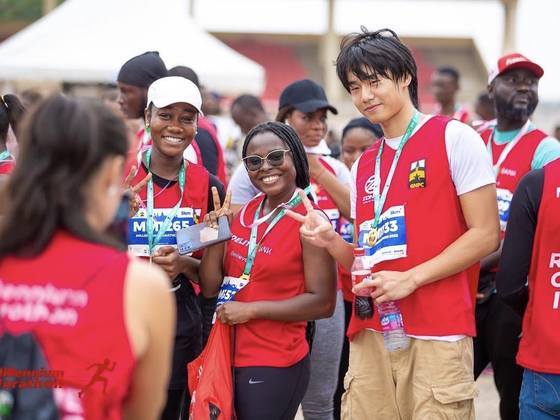 Finishers celebrating together